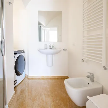 Apartament Iseolakerental - La Terrazza Sul Porto